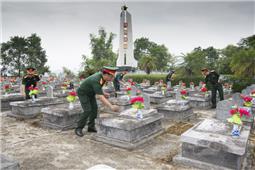 Sư đoàn 346: Dâng hương, viếng nghĩa trang liệt sĩ tại tỉnh Cao Bằng